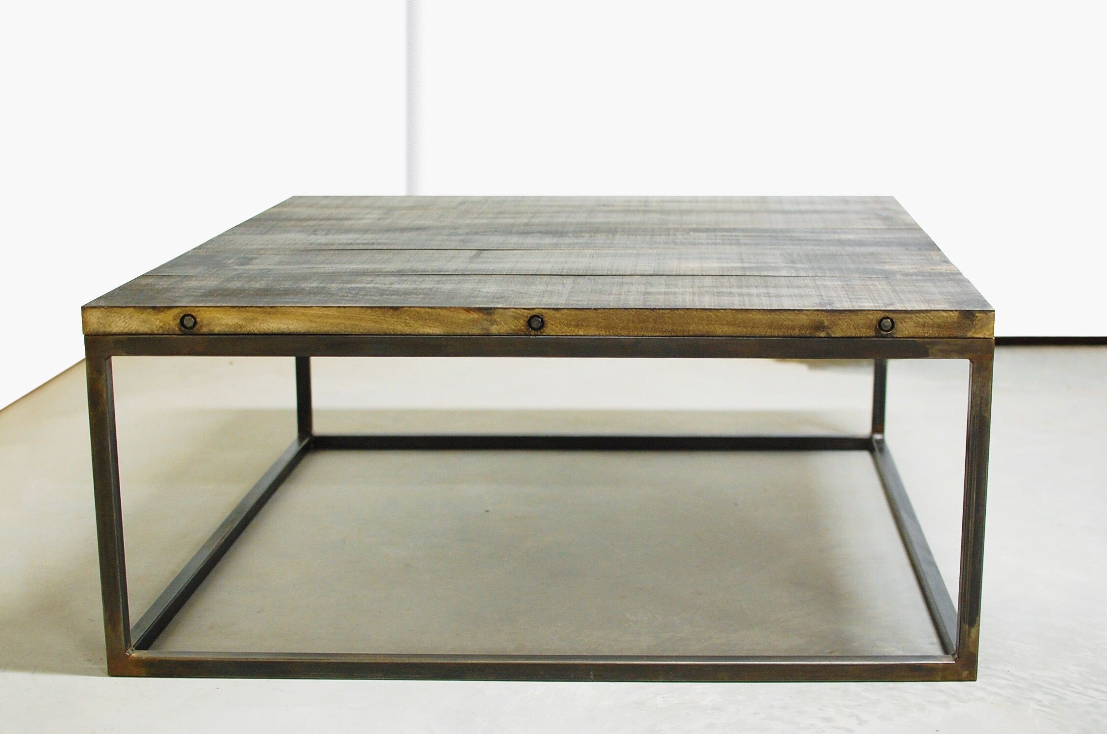 Custom Industrial Wood Coffee Table With Metal Legssouthern Sunshine |  Custommade With Coffee Tables With Metal Legs (View 8 of 15)