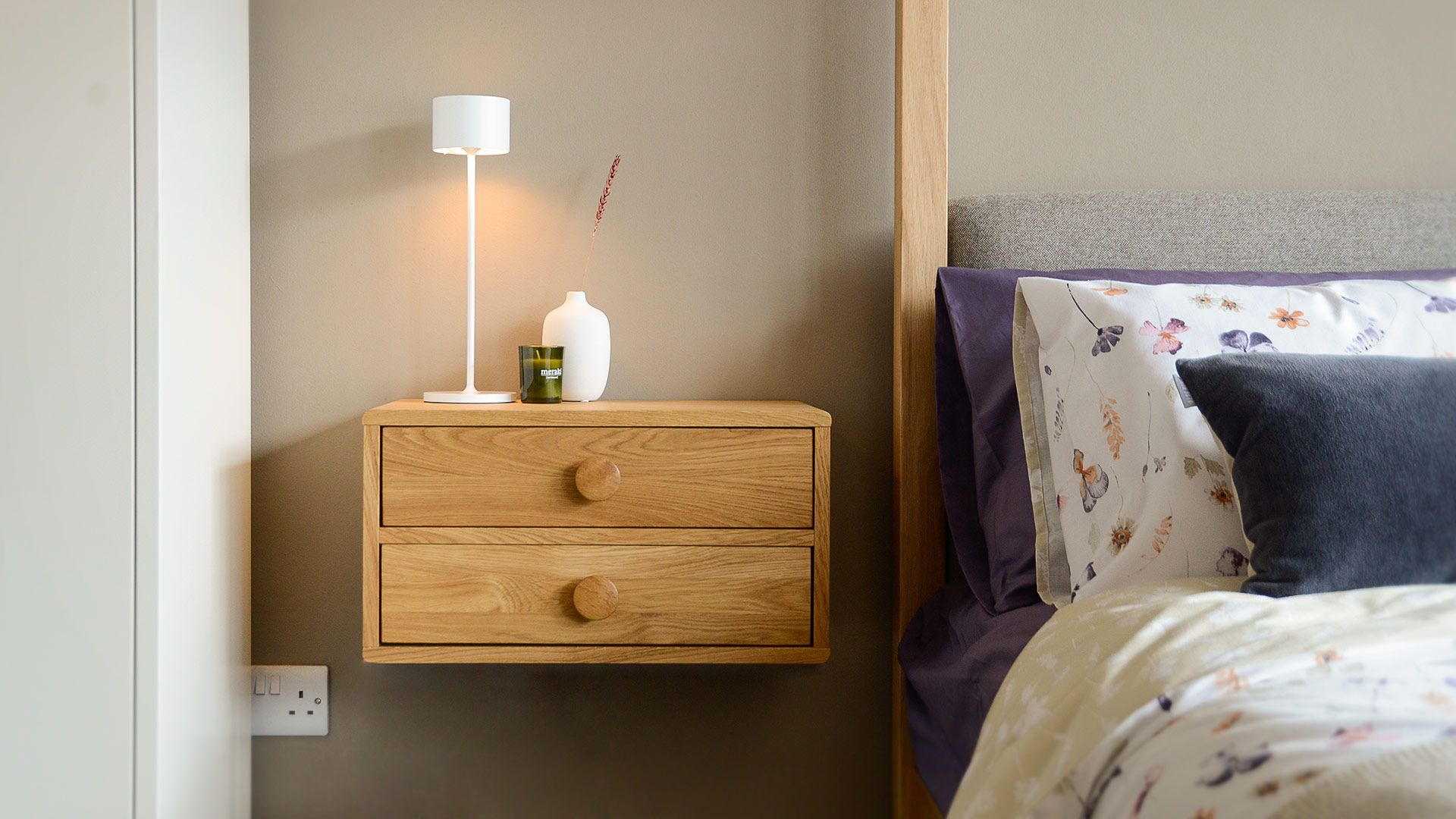 Floating Bedside Units In Solid Oak – 1 Or 2 Drawers – Natural Bed Company In Freestanding Tables With Drawers (View 2 of 15)