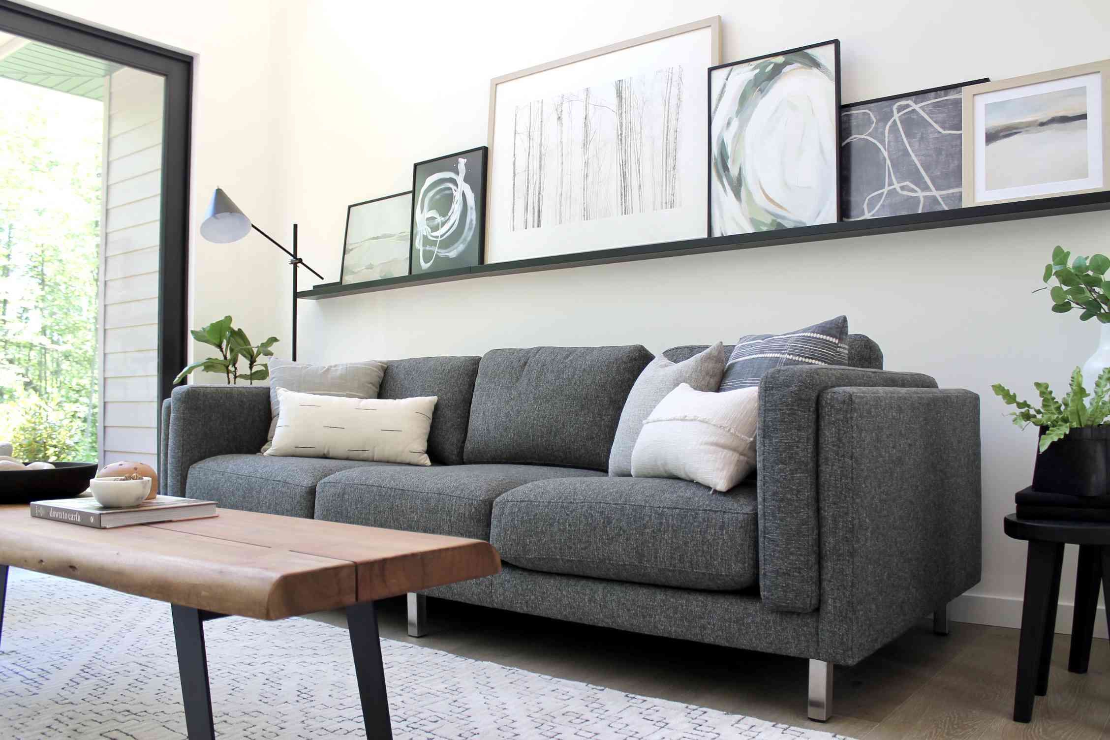 How To Choose The Right Sofa Color For Sofas In Dark Grey (View 5 of 15)
