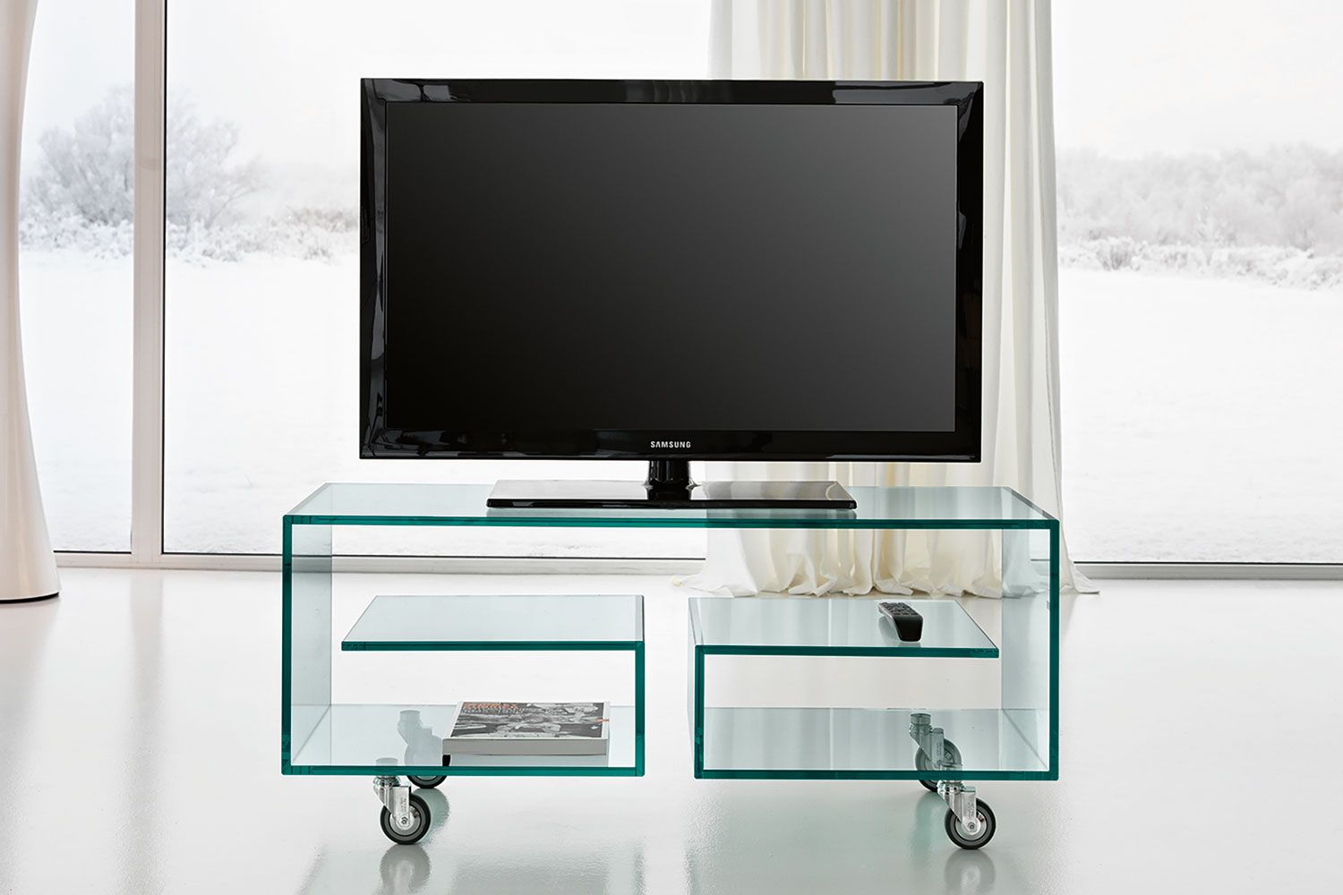 Modern And Elegant Flo Tv Stand In Glass With Wheels And Glass Shelves |  Toparredi Within Stand For Flat Screen (View 9 of 15)