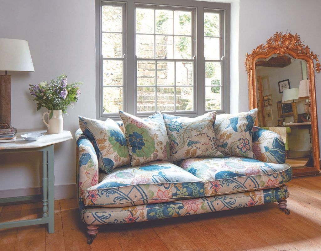 Why You Should Consider Choosing A Bold Patterned Fabric Sofa With Sofas In Pattern (Photo 3 of 15)