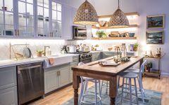 Bright and Beachy Kitchen Interior in Traditonal Design